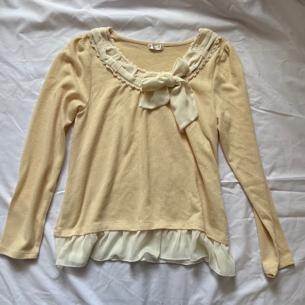 엑시즈팜 모리걸 연노랑 리본 프릴 니트