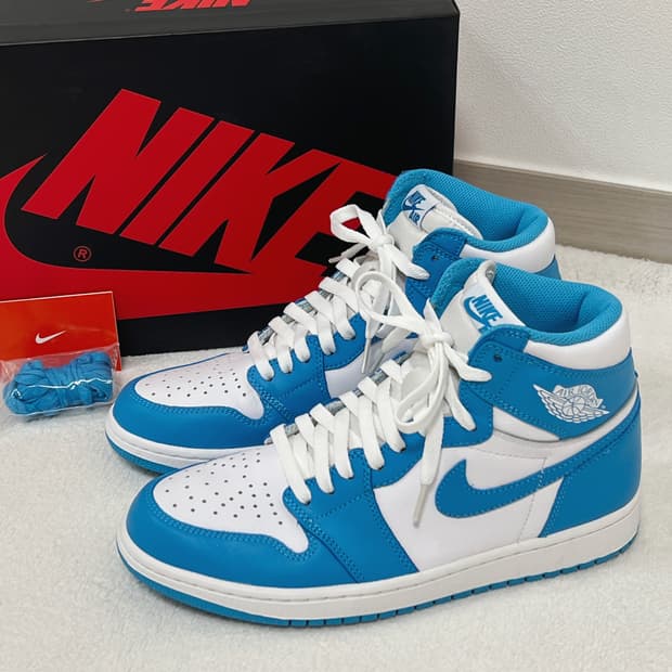 나이키 조던1 레트로 하이 OG UNC