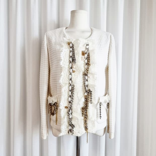 럭키슈에뜨 레이스체인띠 오픈형 퀼팅 자켓 (55/표기36) 상태굿