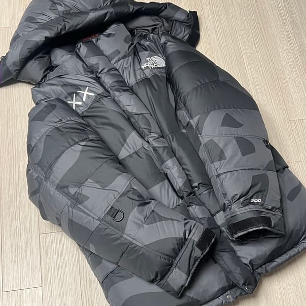 [M] 노페 카우스 히말라야 kaws