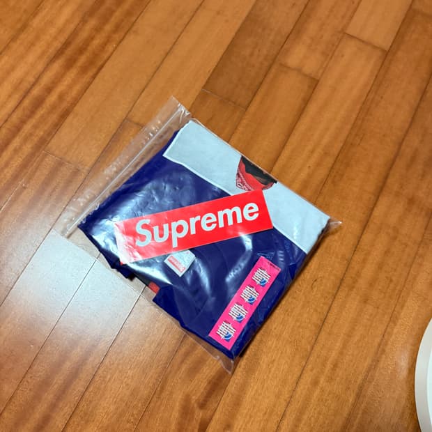 플레이보이 카티 티셔츠