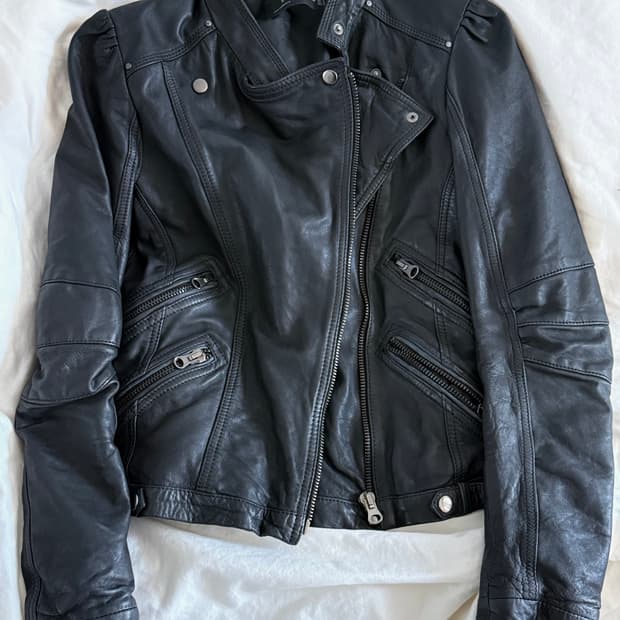 자라 멀티포켓 양가죽 라이더 자켓