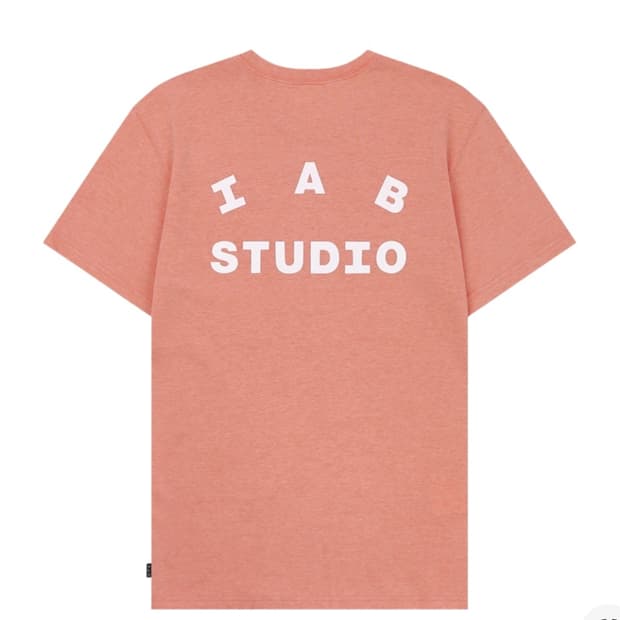 IAB STUDIO Salmon T shirt L size