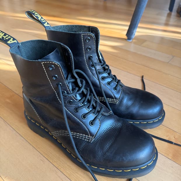 닥터마틴 1460 파스칼