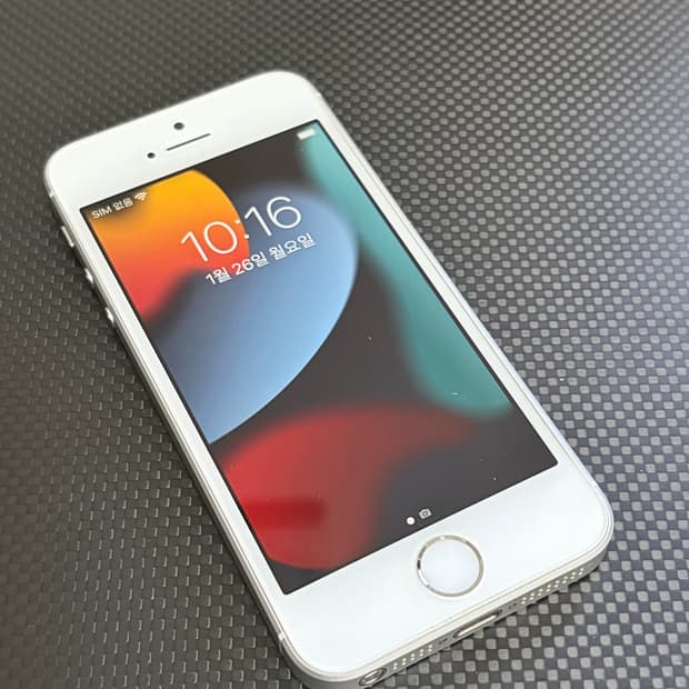 아이폰 SE (1세대) 실버 16기가 #8794