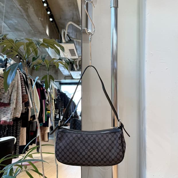 셀린느 브라운 마카담 숄더백 