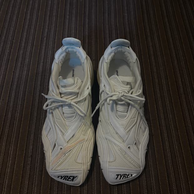 발렌시아가 Tyrex 화이트 스니커즈 40