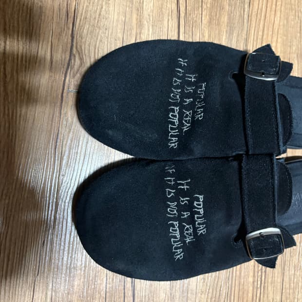 1)폴리테루 레터링 뮬 판매해요