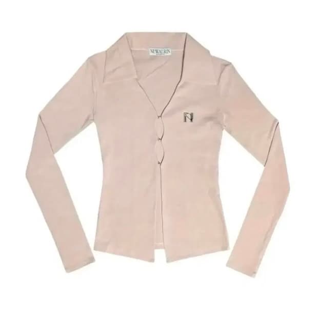 뉴얼린 엠블럼 셔츠탑 긴팔 피치