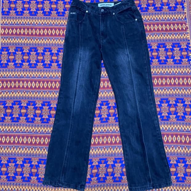 [29~30인치] 인사일런스 세미 플레어 흑청바지