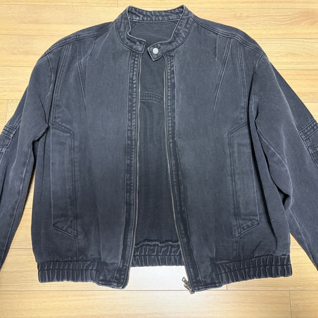 일꼬르소 라인 패널 데님 점퍼 블랙m