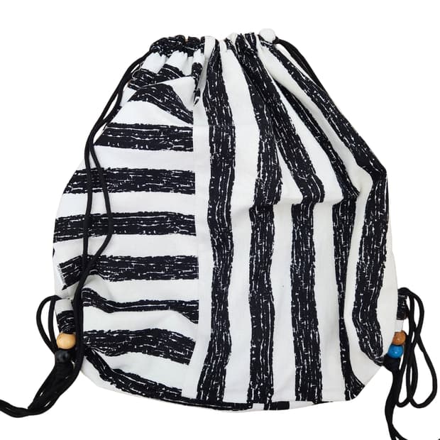 핸드메이드 사선 조각 크로스 스트링백 백팩