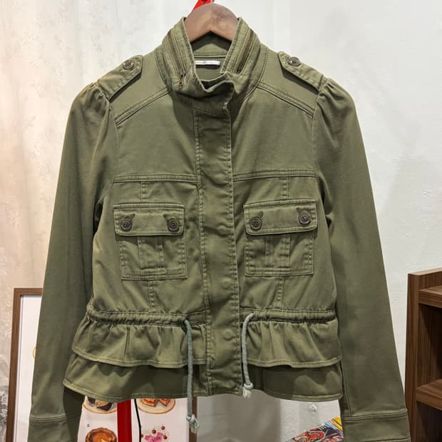 VINTAGE OUTER