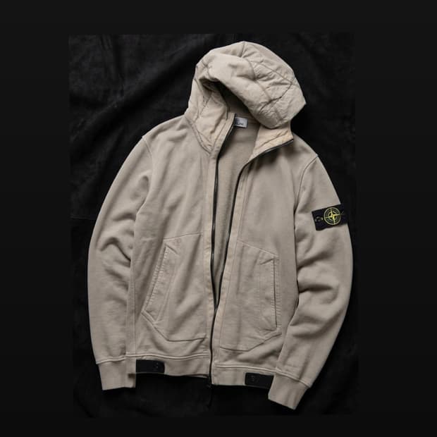 스톤아일랜드 경량 후드집업 