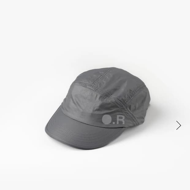 옵티미스틱 러닝캡 그레이