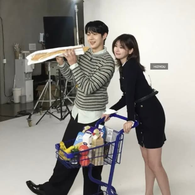 [5] 오라리 그레이 스트라이프 캐시미어 니트