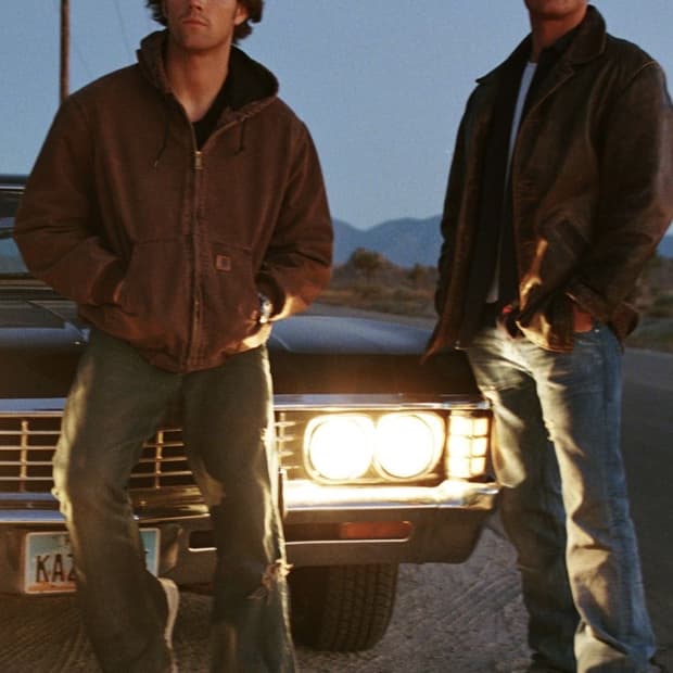 칼하트 후드집업