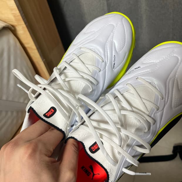 킹 20 프로케이지 풋살화 275