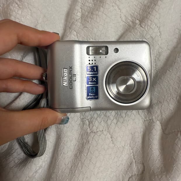 Nikon Coolpix L3 (상태 좋음)