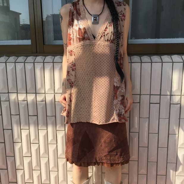 Patch point knitted  sleeveless