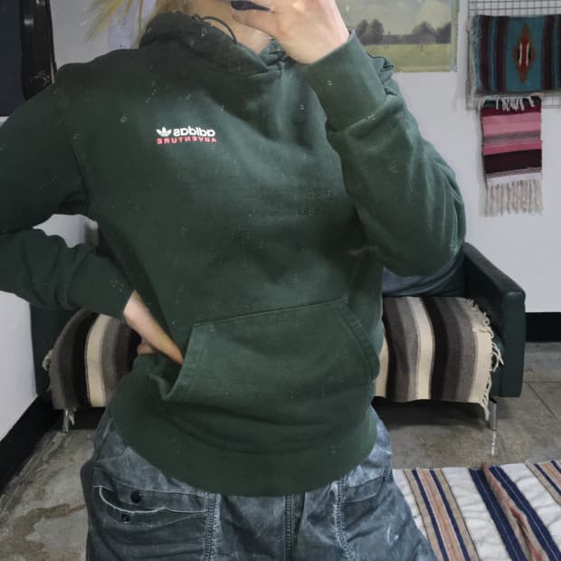 투티/0231 아디다스 adventure 스포티 후드티 딥그린