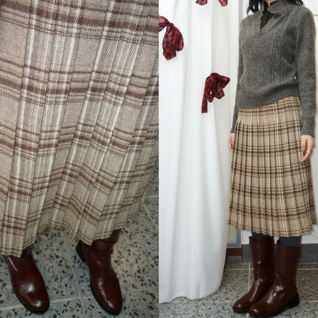 Yellow beige Scottish skirt