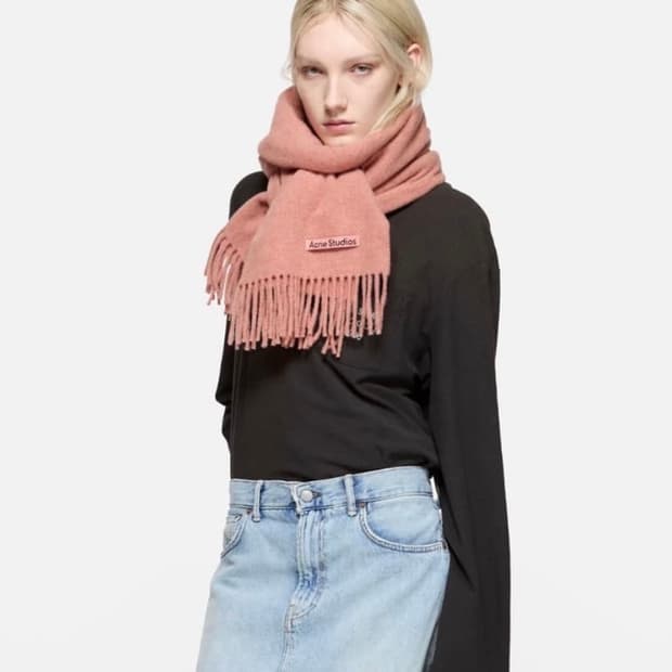 아크네 울 목도리 머플러