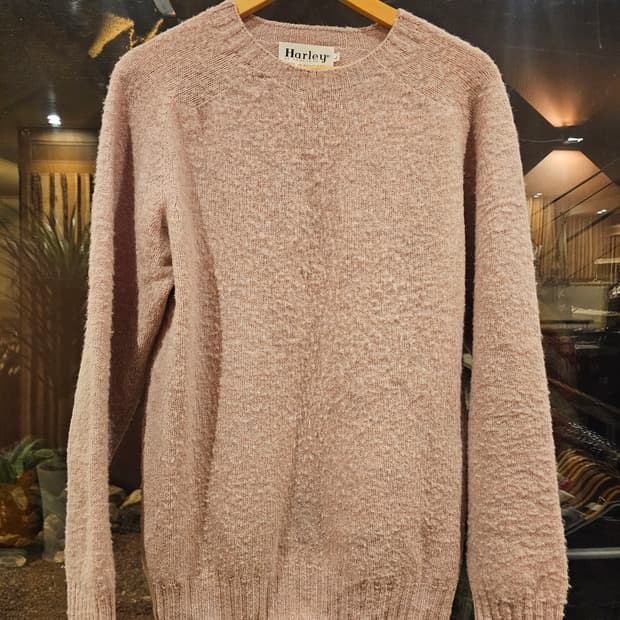 할리오브스코틀랜드 쉐기독 스웨터 핑크컬러 L사이즈