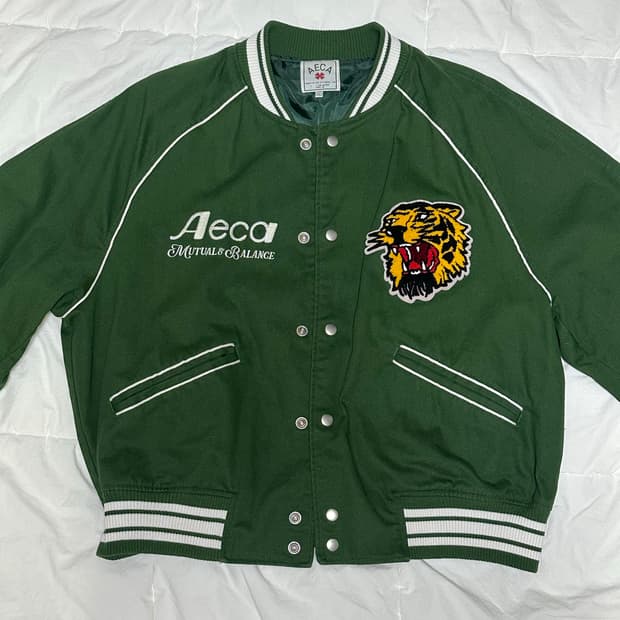 Aeca 바시티자켓