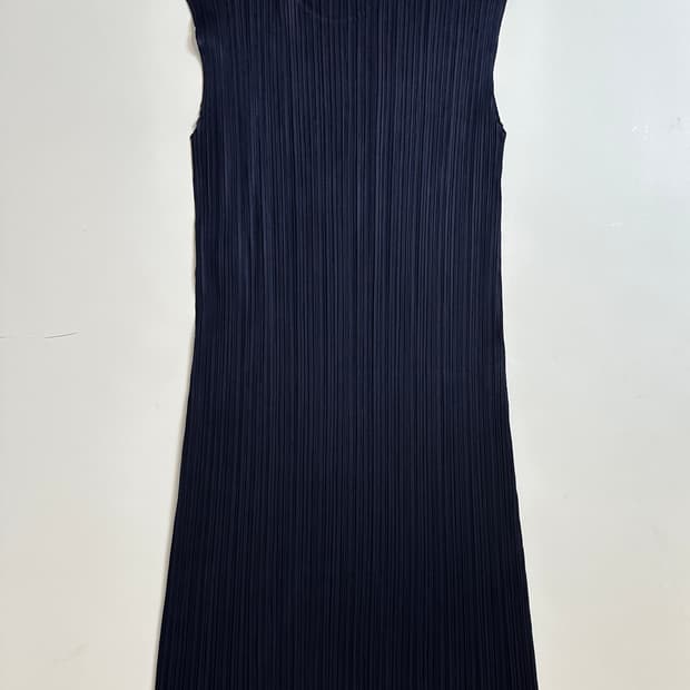 이세이 미야케 플리츠 플리즈 슬리브리스 원피스