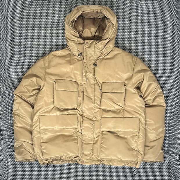 어반리서치 패딩 (L)