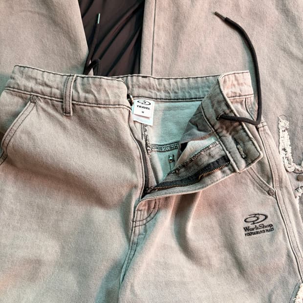  트래블 아플리케 데님 팬츠 블랙