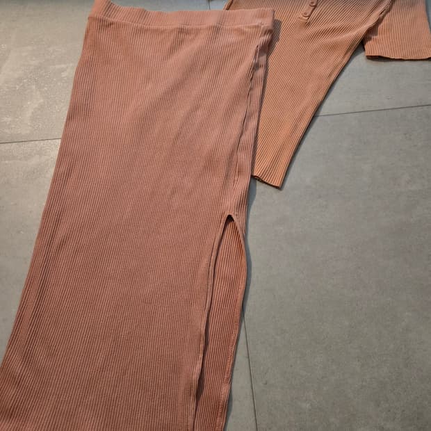 살구빛 골지면 펜슬스커트 set