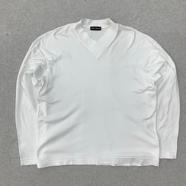 Issey miyake 이세이미야케 롱슬리브