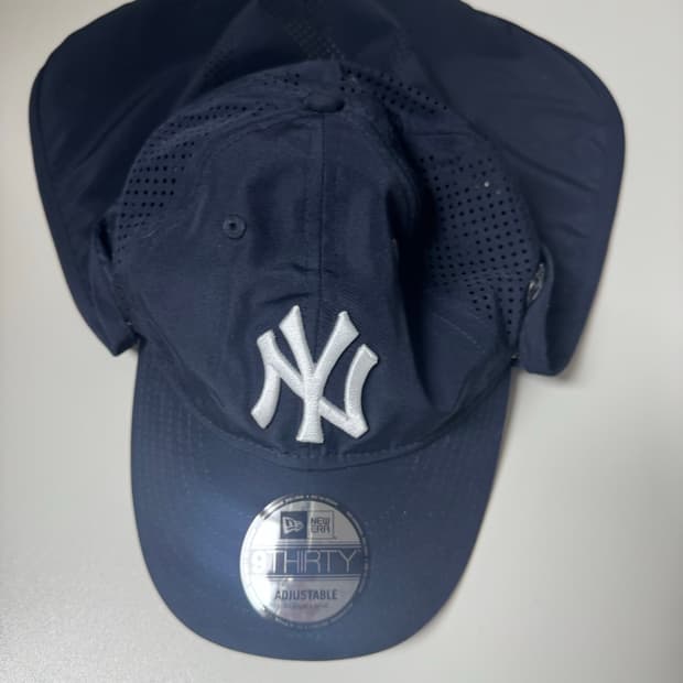 뉴에라 9THIRTY 양키스 볼캡 네이비 새상품