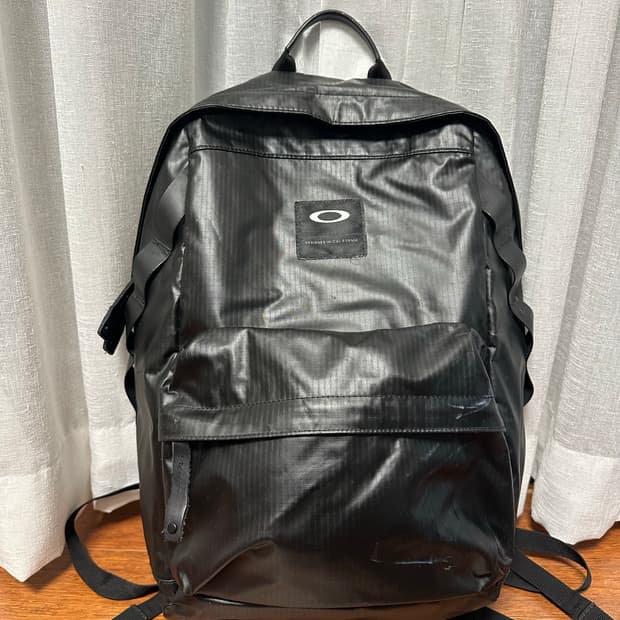 오클리 홀브룩 20L LX 백팩