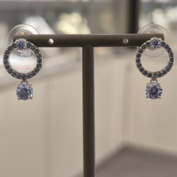 새제품)스와로브스키 블루 크리스탈 드롭 귀걸이 정품