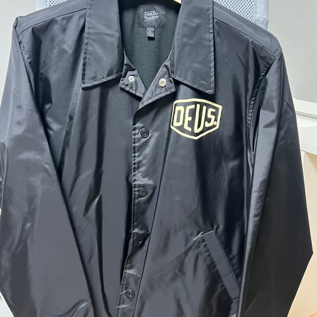 데우스 코치자켓