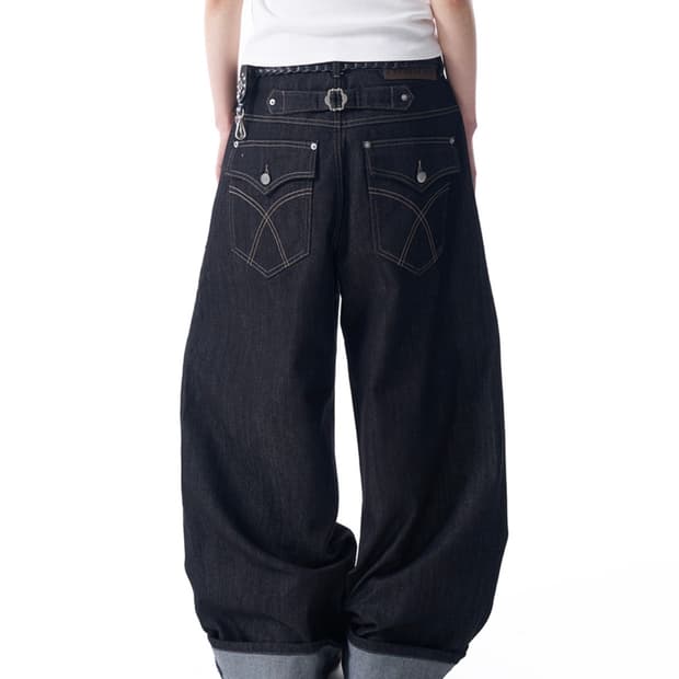 아캄 Cinch Back Denim Pants