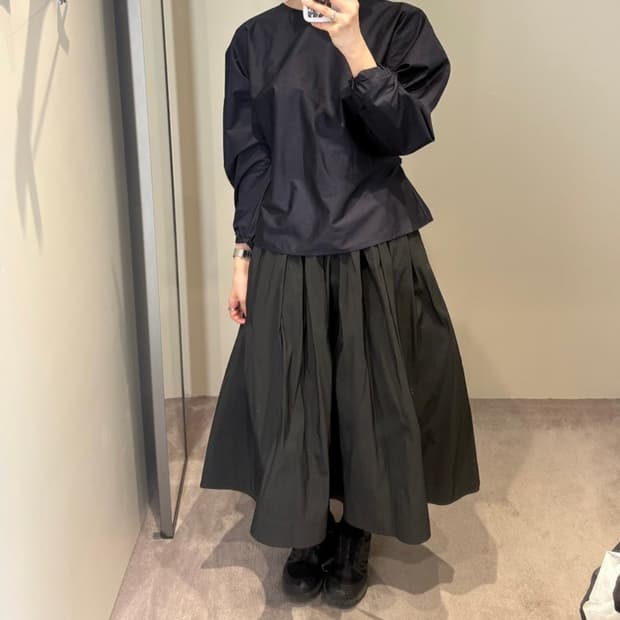 cos 에이라인미디스커트