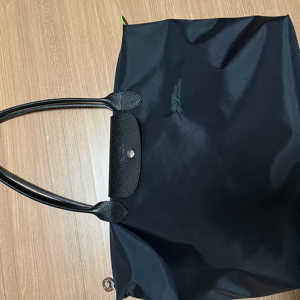 롱샴 르 플리아쥬 그린 숄더백(블랙)