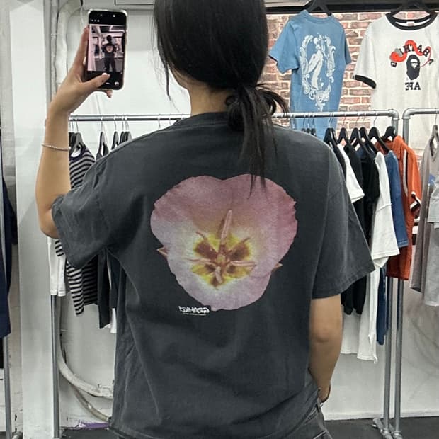 그라미치 플라워 티셔츠