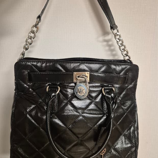 [새상품급]마이클코어스 해밀턴 퀼트 라지