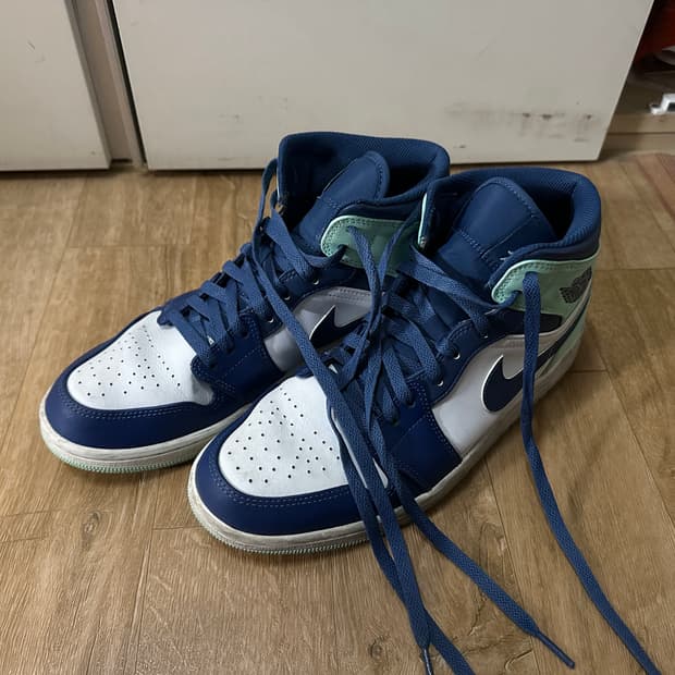 조던1 블루 하이 275