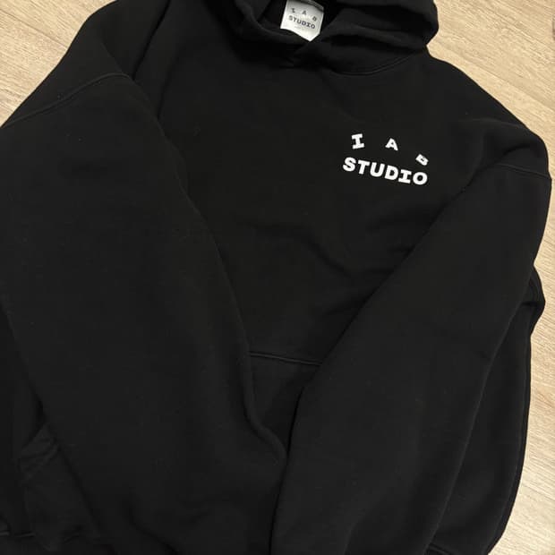 아이앱스튜디오 블랙 기모 후드티