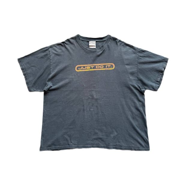 Mid 00s 나이키 Just do it 블랙 페이디드 티셔츠