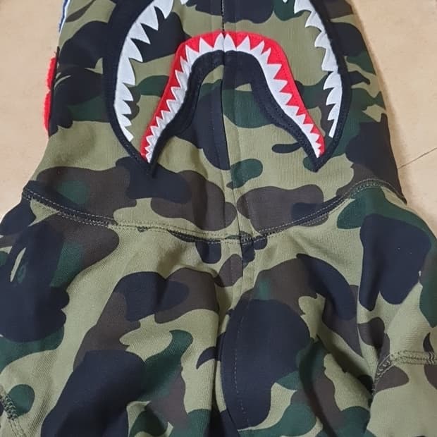 베이프 후드집업