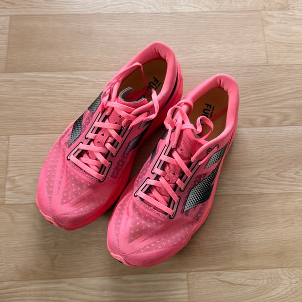 Newbalance Fuelcell Rebel v4