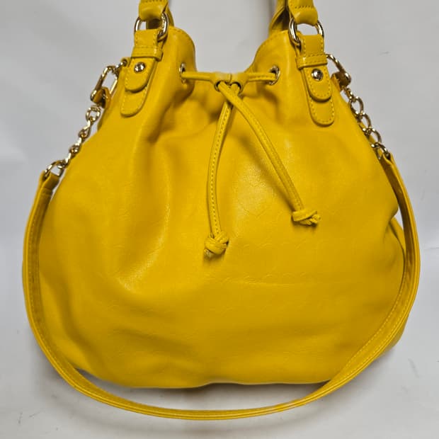 러브캣 옐로우 가죽 복조리 토트크로스백