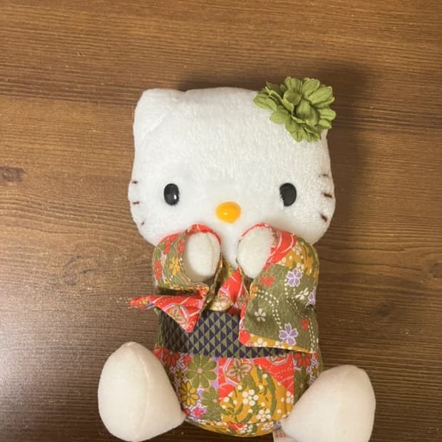 산리오 고전 헬로키티 기모노 인형 판매합니다!!